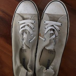 Converse women’s size 10